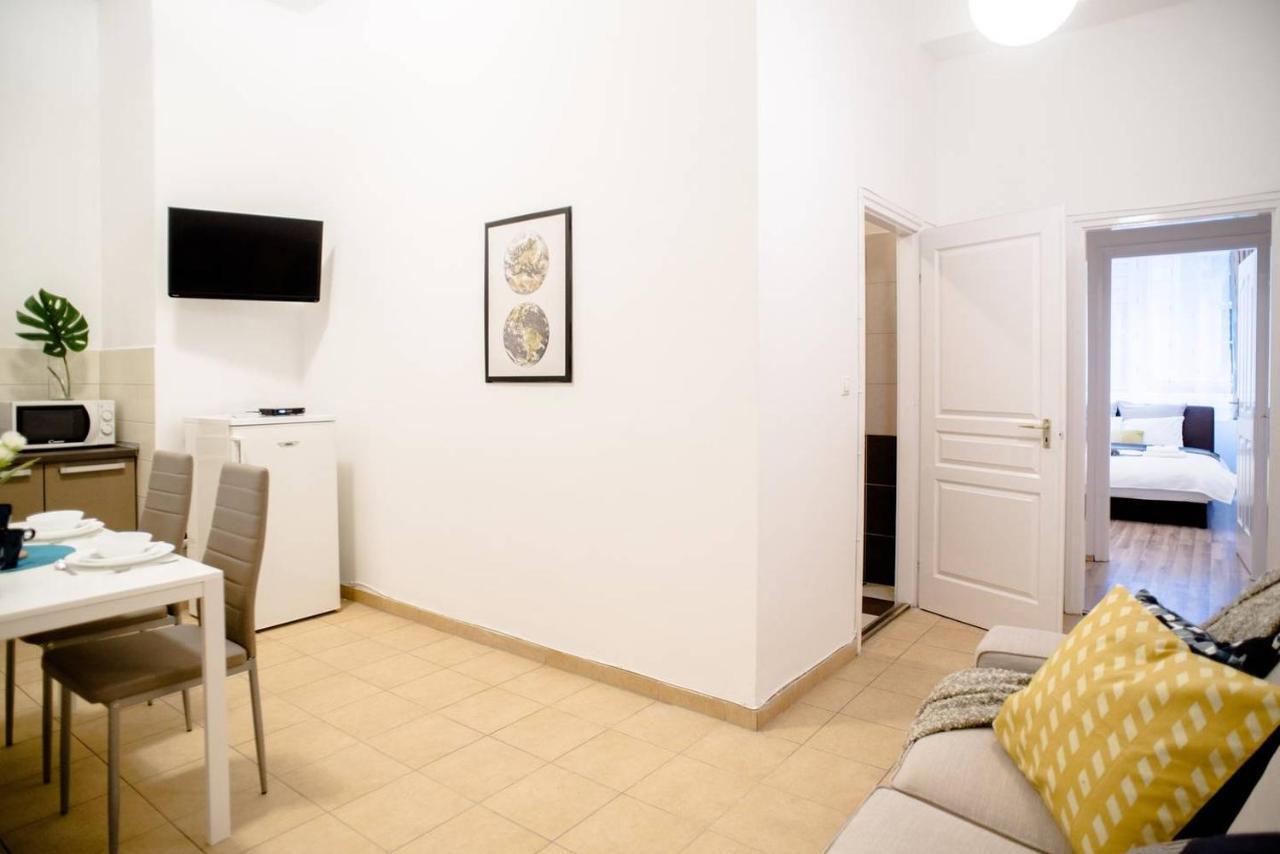 Cosy & Central A/C Apartment Budapest Eksteriør billede